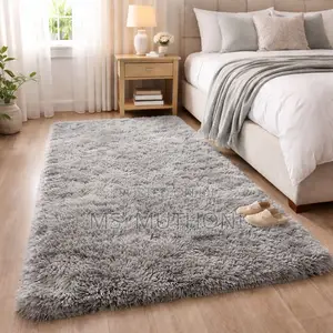 Soft Fluffy Dada Bedside Carpets for Bedside/ Living Room