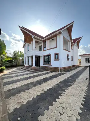 5bdrm House in Kamakis for sale