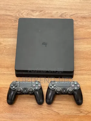Imported With Two Controllers Playstation 4 Slim ( Ps4 Slim 500gb )