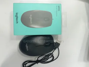 M90 Full- Size Wired Mouse