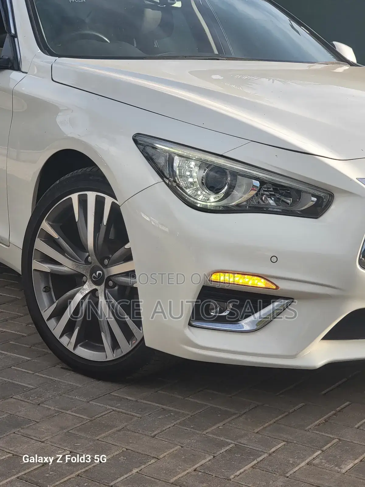 Nissan Skyline 2018 White
