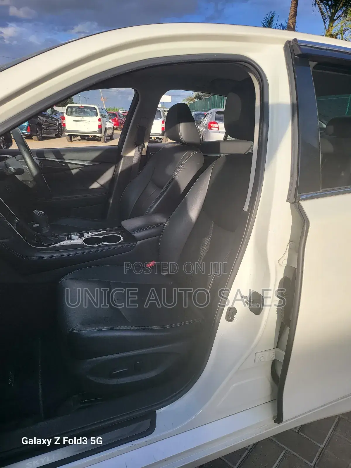 Nissan Skyline 2018 White