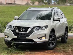Nissan X-Trail 2019 White