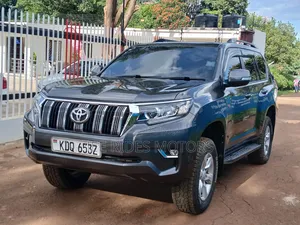 Toyota Land Cruiser Prado 3.0 TD 2010 Gray