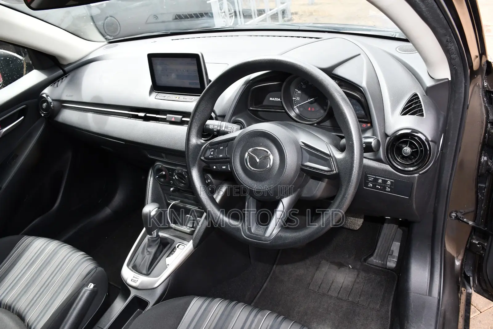 Mazda 2 2020 Gray