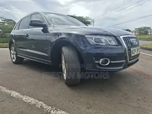 Audi Q5 2011 Black