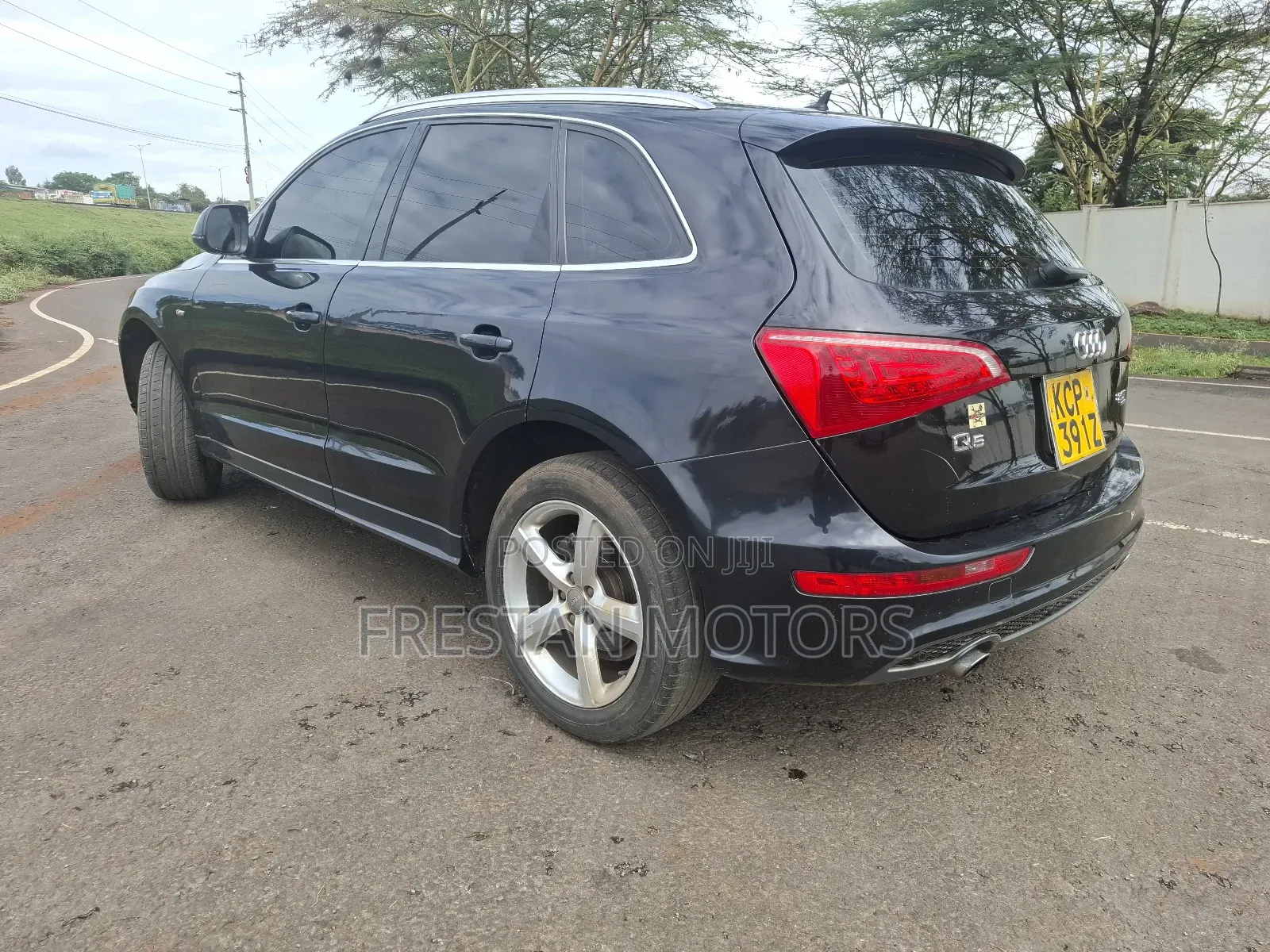 Audi Q5 2011 Black