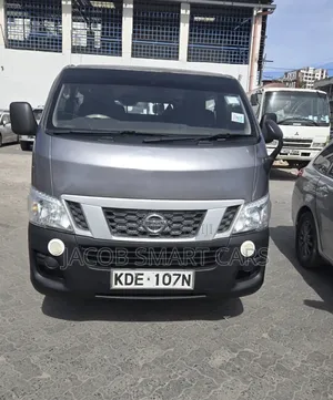 Nissan Caravan (Urvan) 2015 Grey