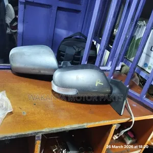 Toyota Vitz Side Mirror With Blinker, Models 2005/2007/2009, Ex Japan