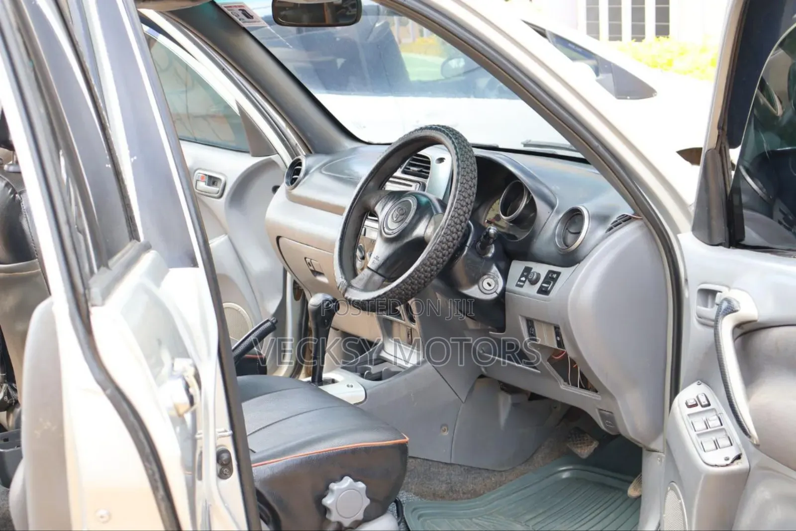 Toyota RAV4 Automatic 2003 Silver