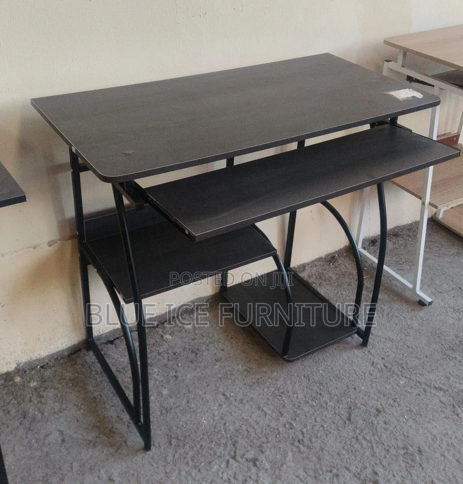 Computer Working Table With Shelves