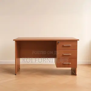 Office Tables: 1.2m Home Office Study Desk