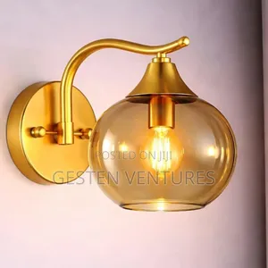 Beautiful Design Gold Wall Bracket Light