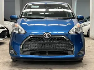 Toyota Sienta 2019 Blue