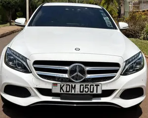 Mercedes-Benz C200 2016 White