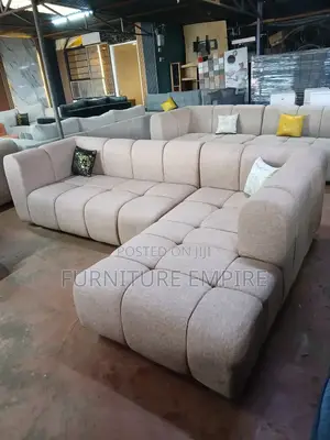 Clean, Classy, 6-Seater Bubble Design L-Seat