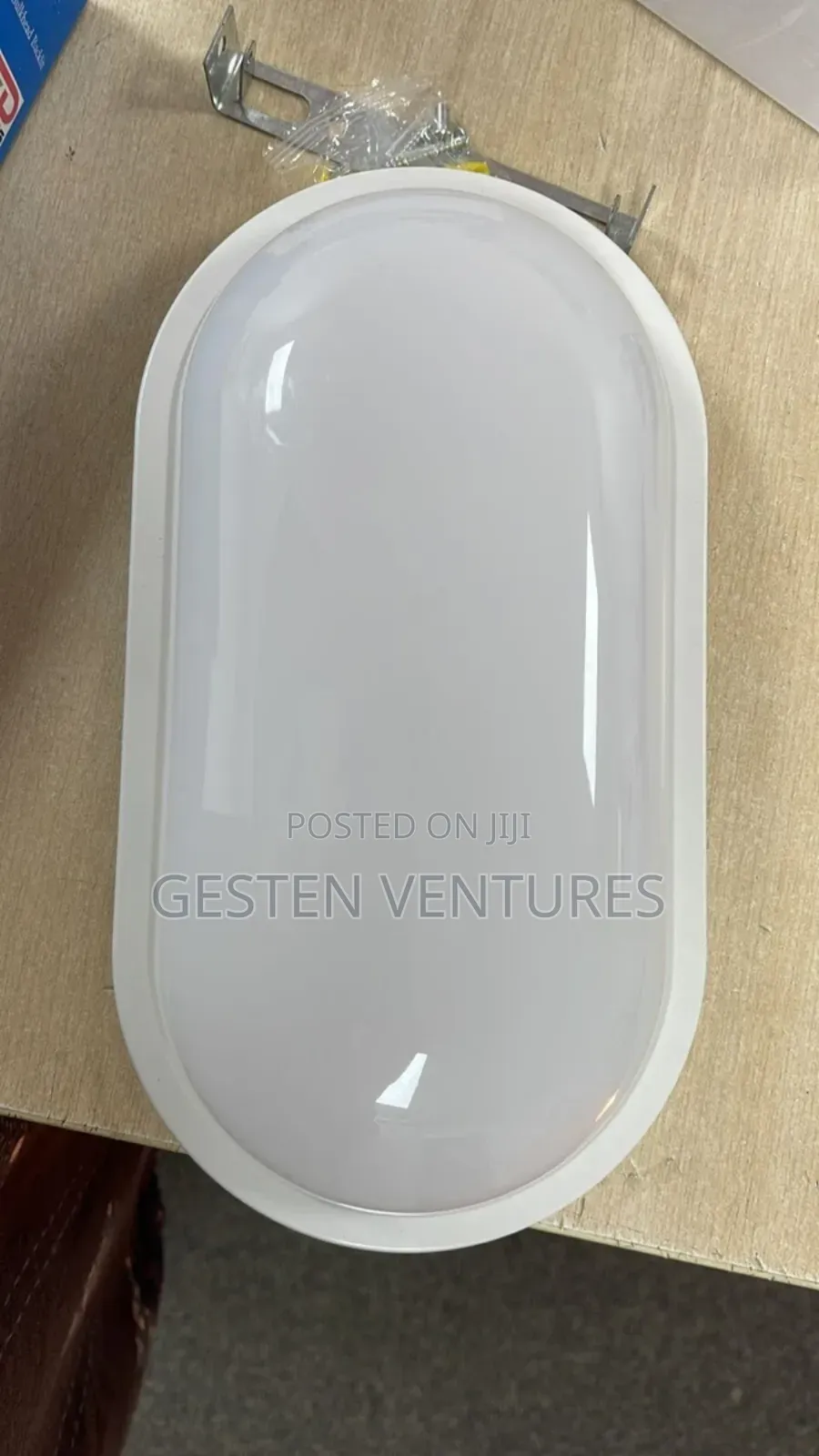 Modern Waterproof 24watts Oval Led Bulkhead Light J9k