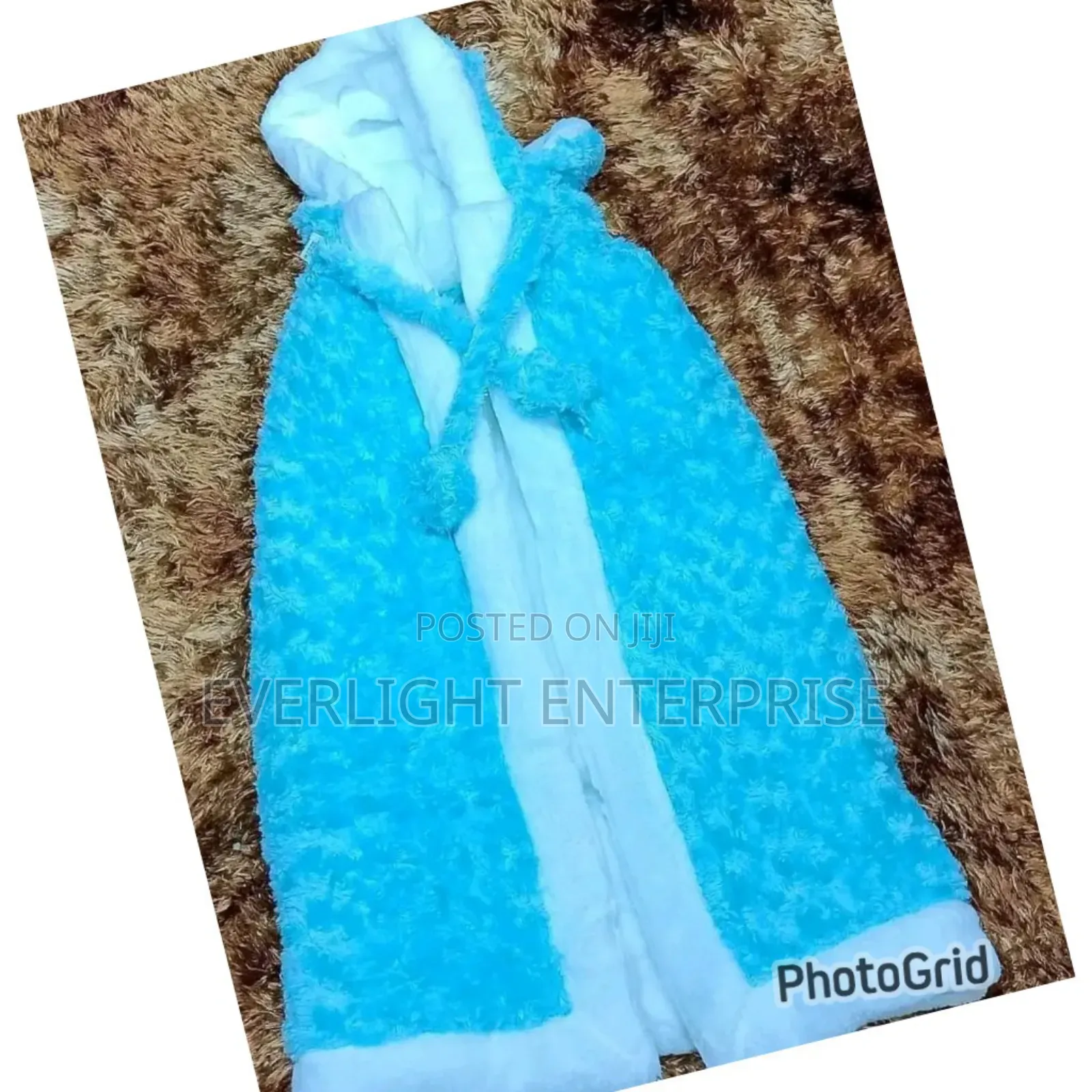 Hooded Shawl