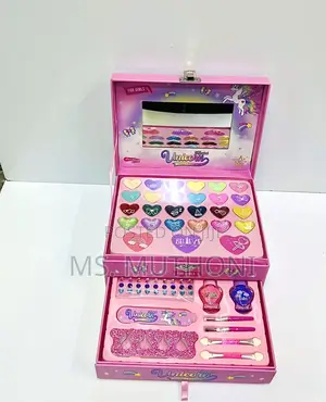 Girls Unicorn Themed Non Toxic Glam Kit
