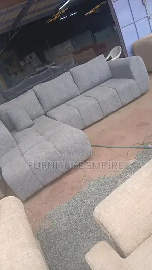 Quality Grey Bubble Design L-Seat With Removal Pillows