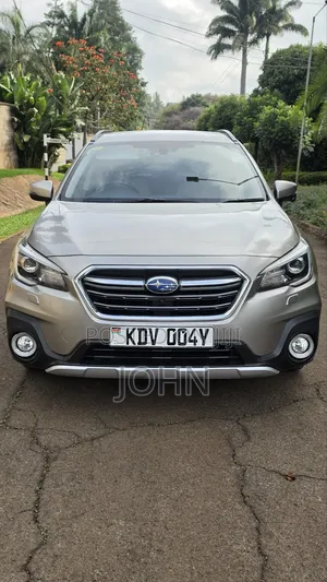 Subaru Outback 2.5i Premium AWD 2018 Gold