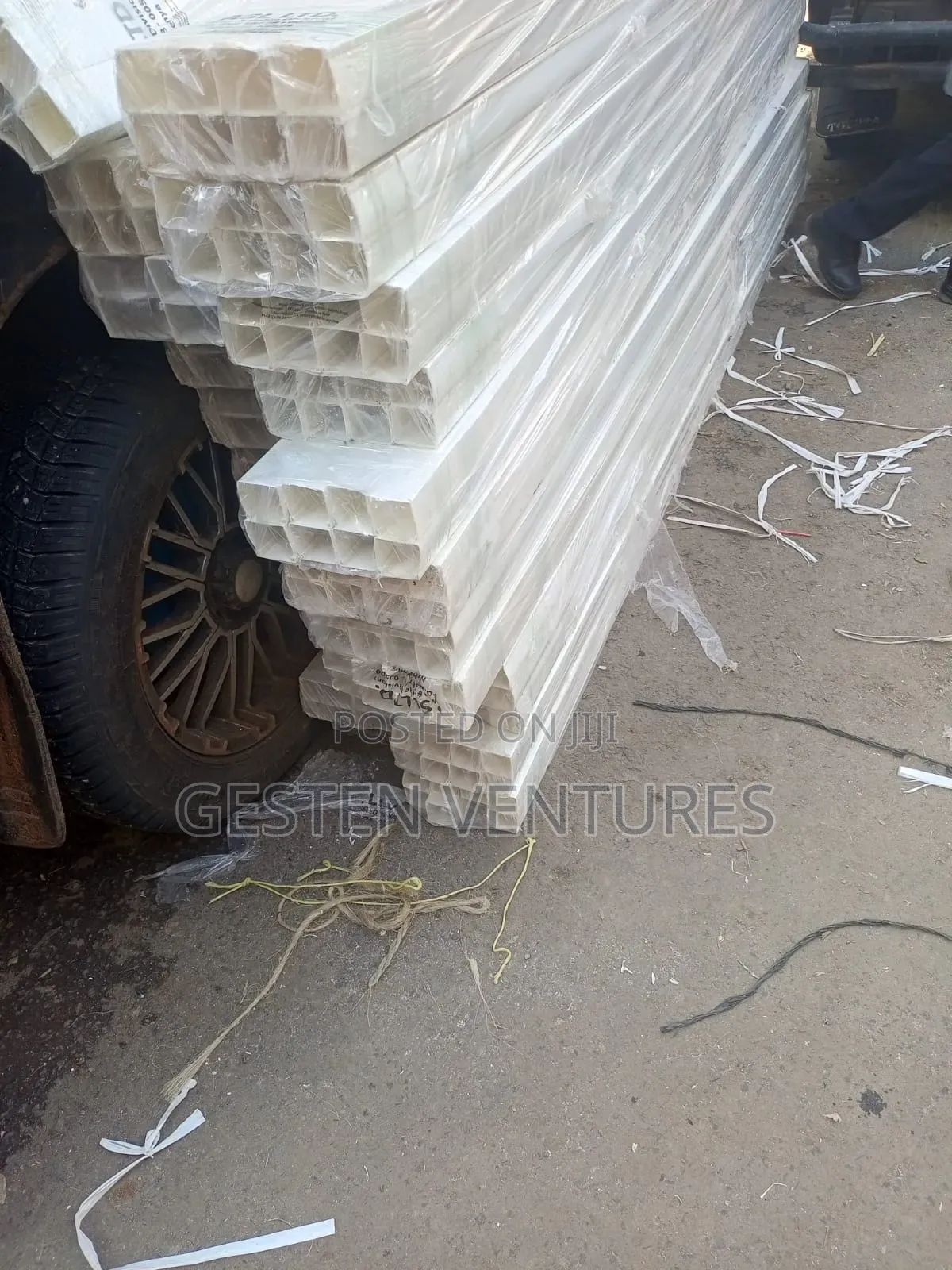 2*2 White PVC Trunking