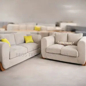 5 Seater Elegant Beige Comfort Sofa Seat