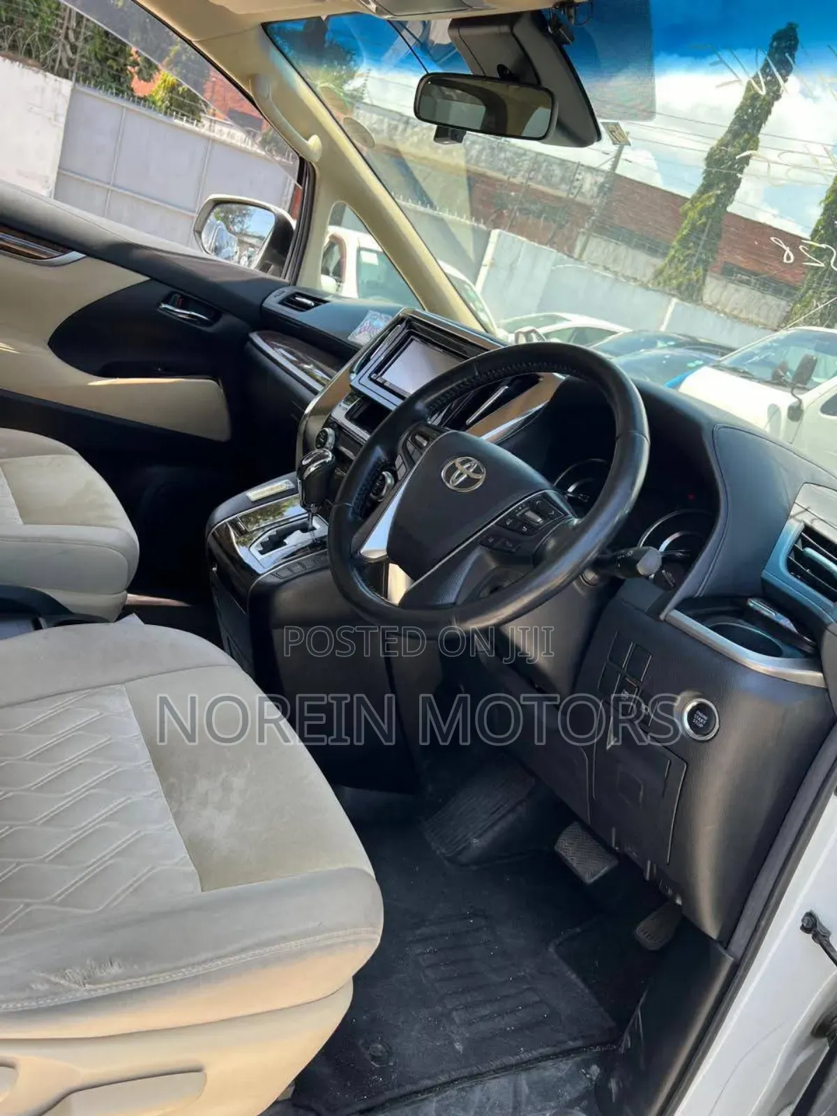 Toyota Alphard 2018
