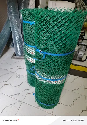 1×25m Poultry Mesh Roll – Lightweight Strong