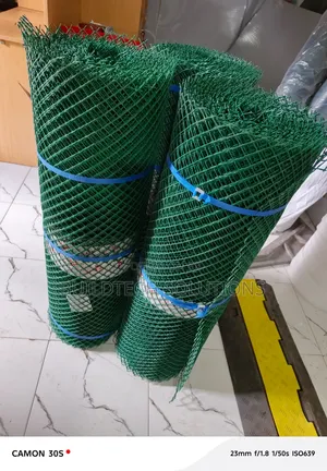 Eco-Friendly Plastic Chicken Netting – Durable Roll