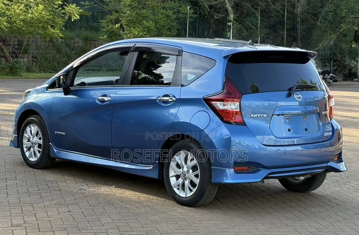 Nissan Note 1.2 Hybrid 2019 Blue