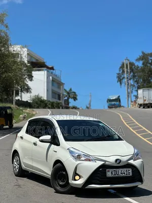 Toyota Vitz 2018 White