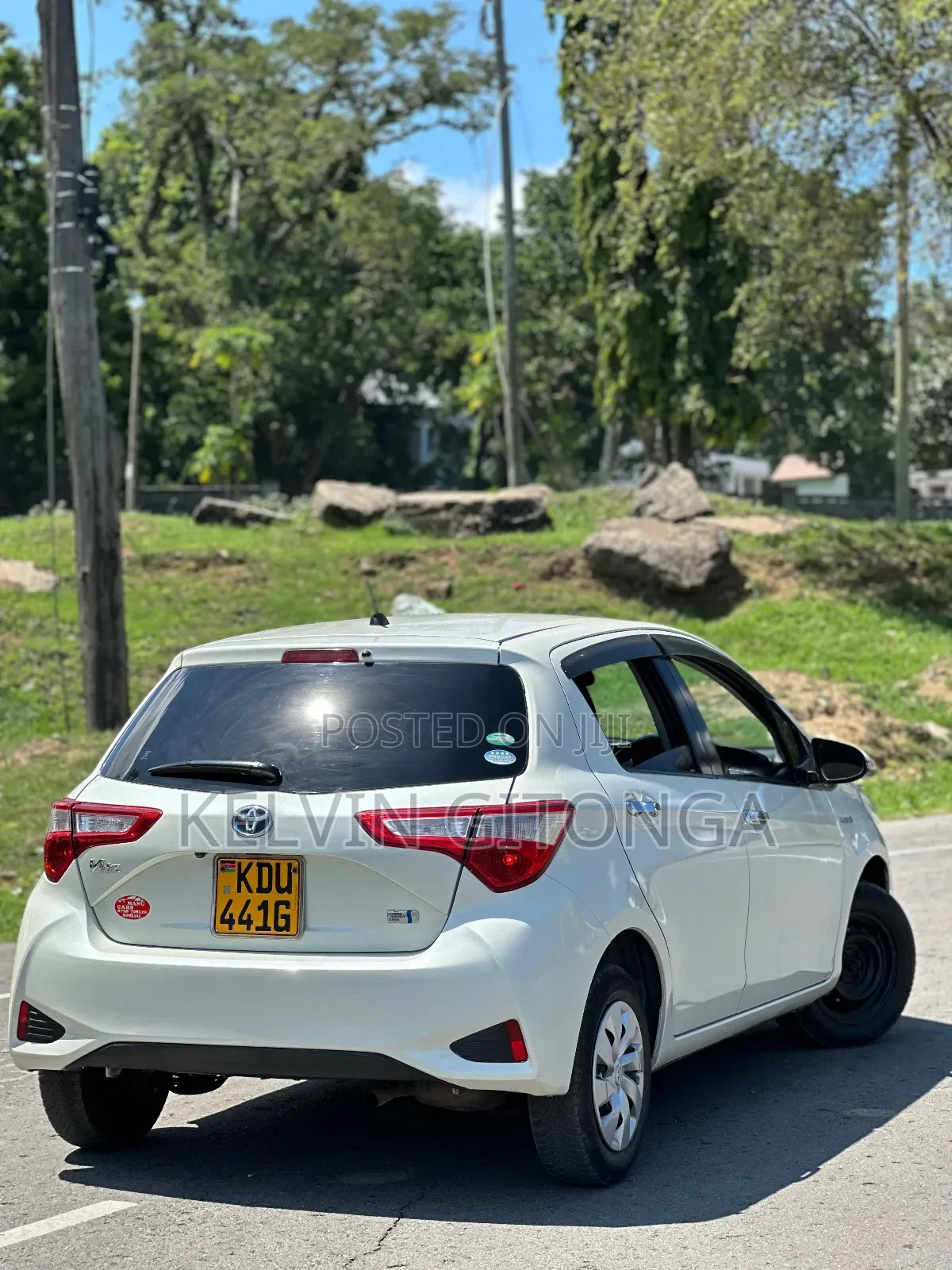 Toyota Vitz 2018 White