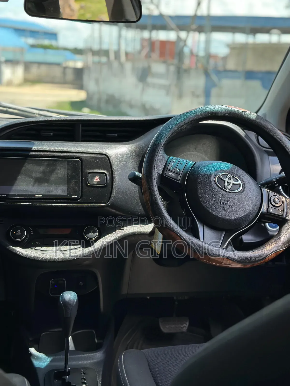 Toyota Vitz 2018 White