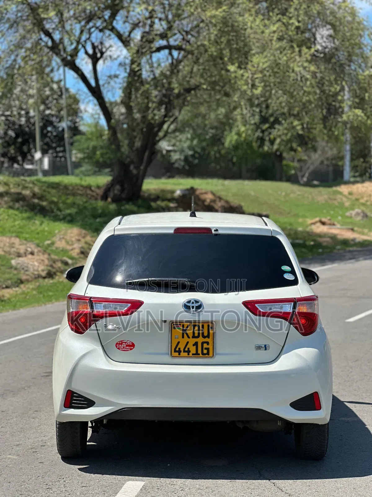 Toyota Vitz 2018 White