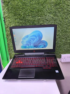 Laptop HP Omen 15 16GB Intel Core i5 HDD+SSD 1T