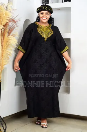 Women Stylish Black Kaftan With Headgear