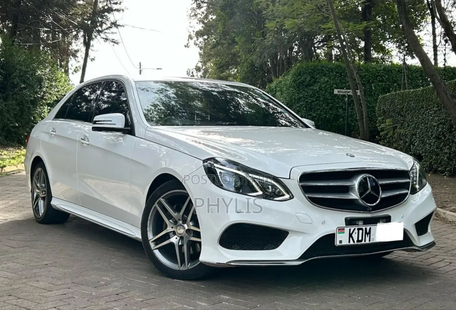 Mercedes-Benz E250 2016 White