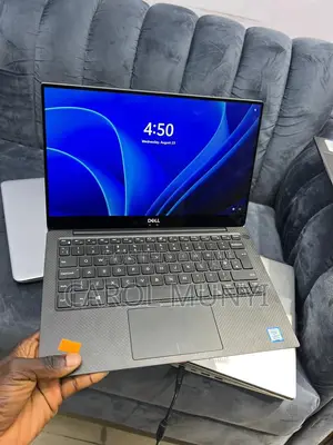 New Laptop Dell XPS 13 8GB Intel Core i7 SSD 256GB