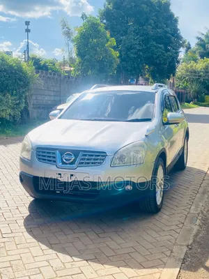 Nissan Dualis 2012 Silver