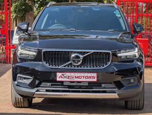 Volvo XC40 B4 Petrol AWD 2020 Black