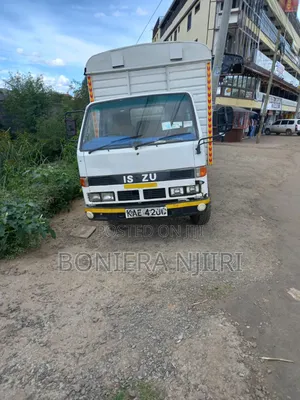 Isuzu Elf Cover Body