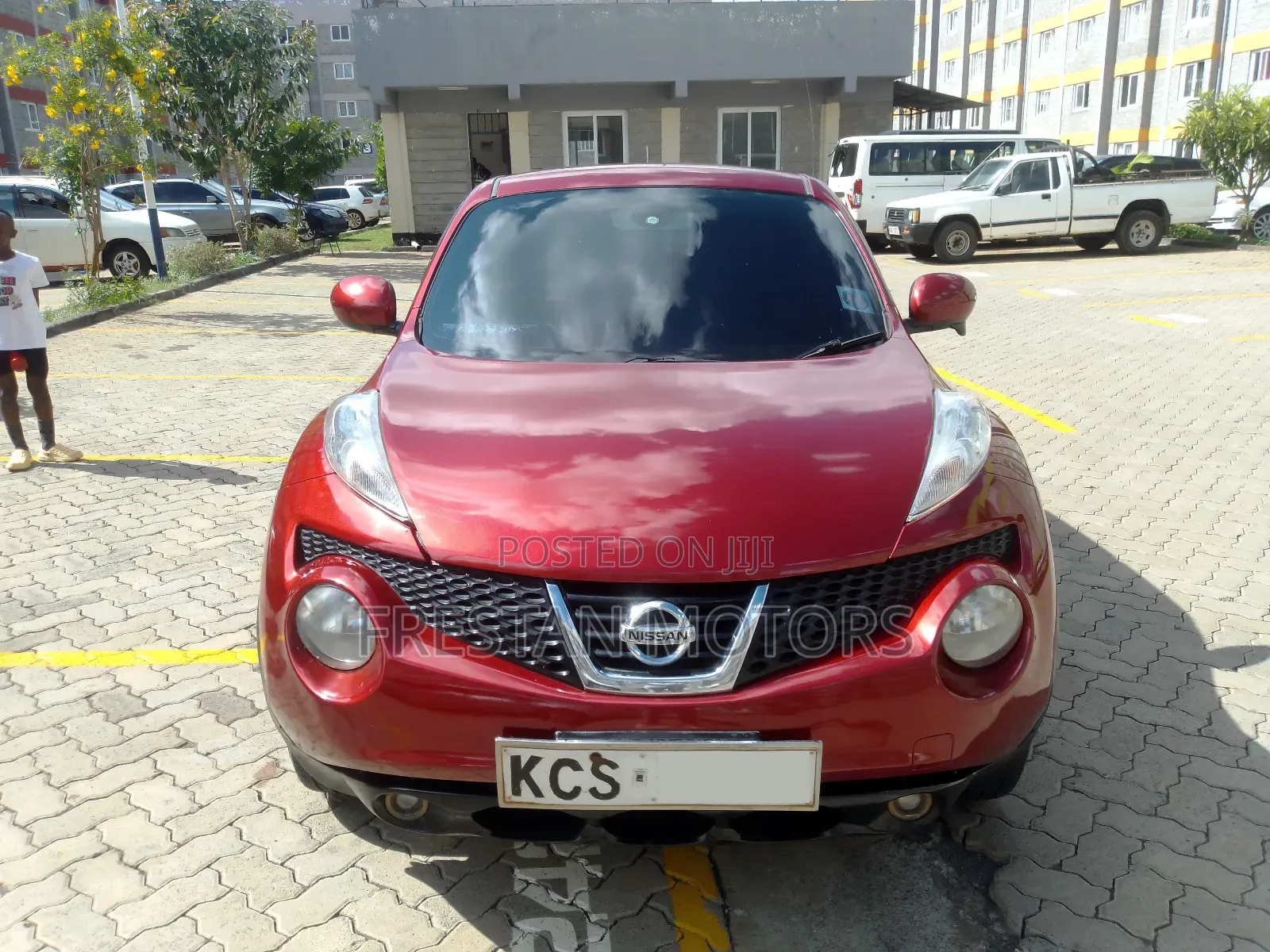 Nissan Juke 2011 Red