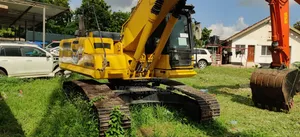 Komatsu Pc220