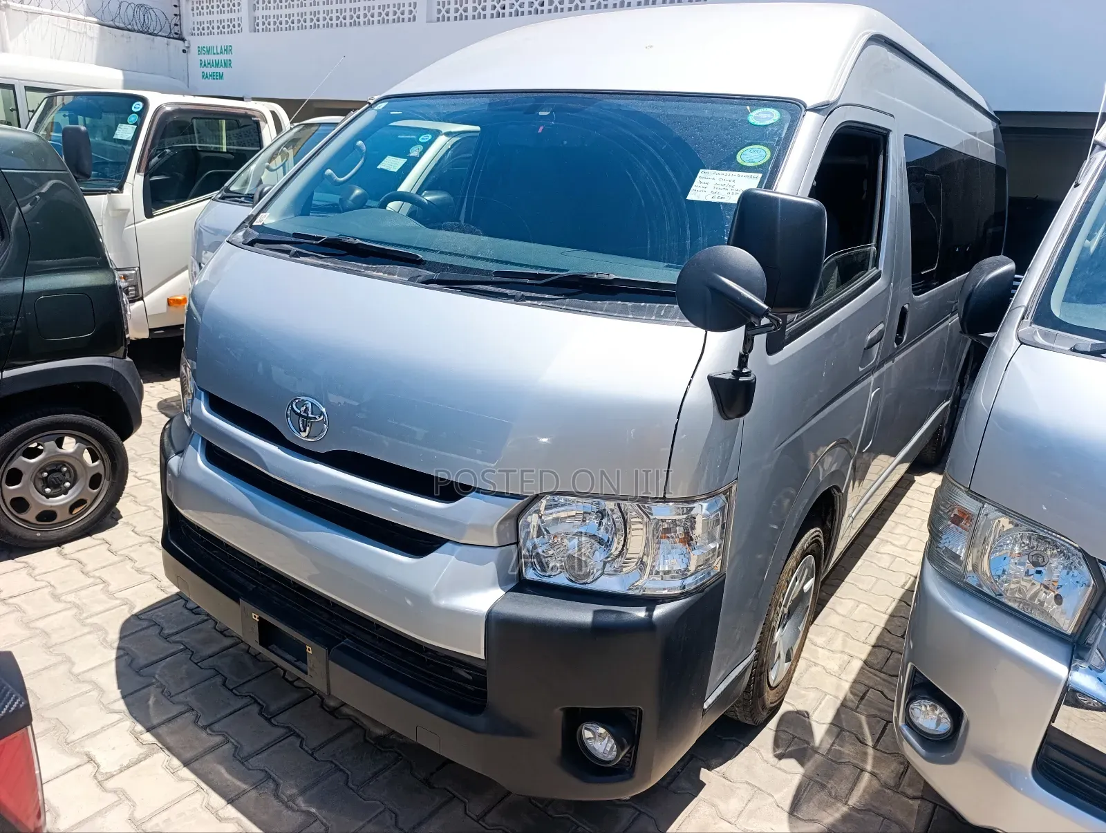 Toyota HiAce 2019 Silver