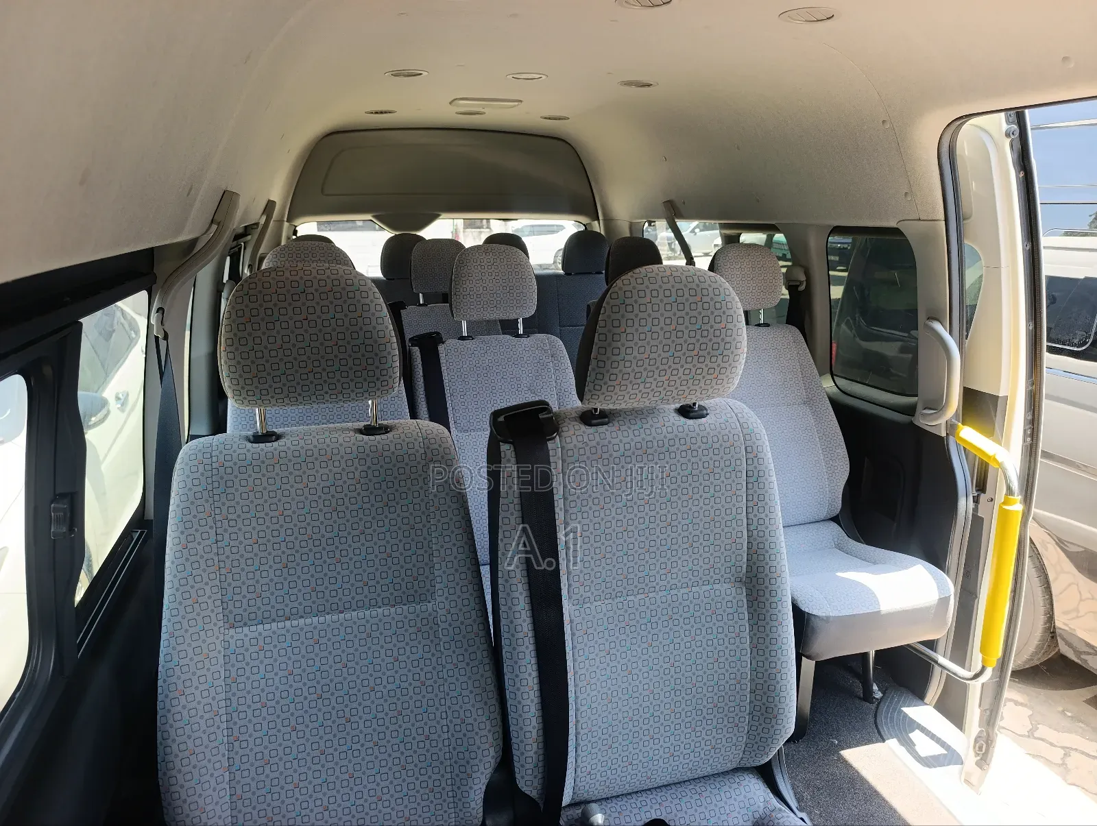 Toyota Quantum 2019 White