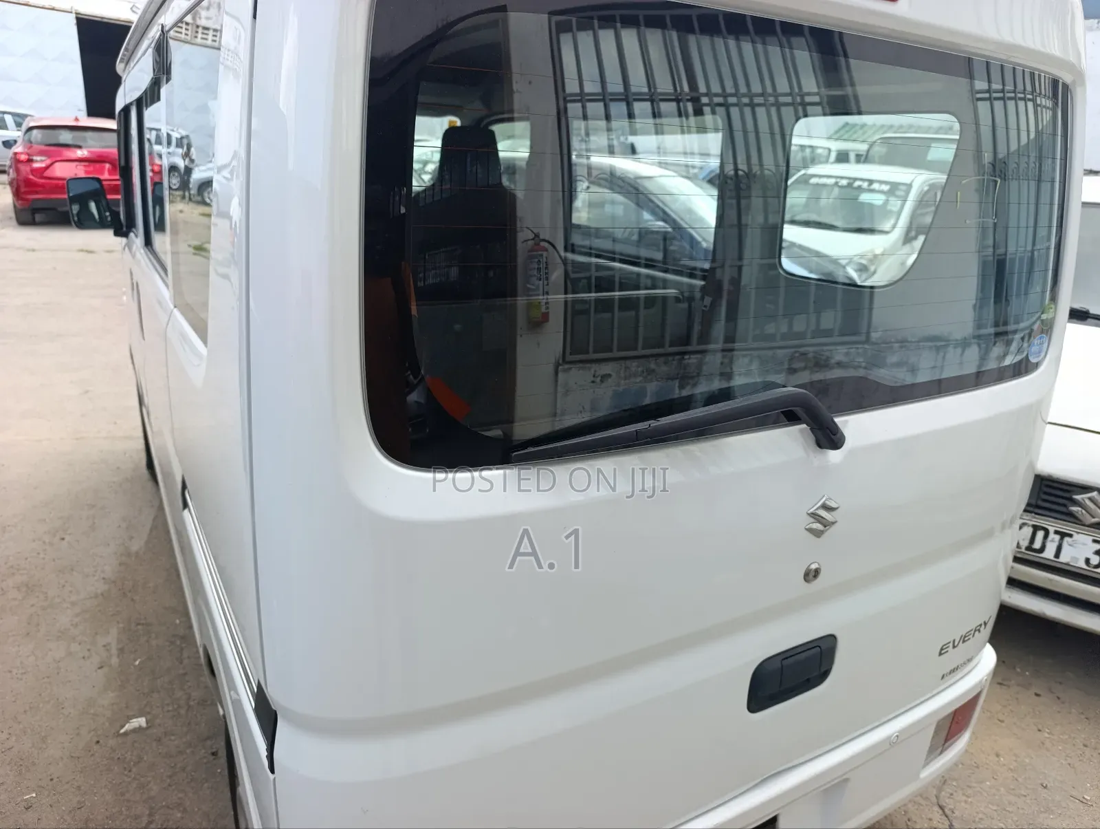 Suzuki Every 2019 Yellow