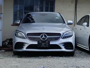 Mercedes-Benz C180 2019 Silver