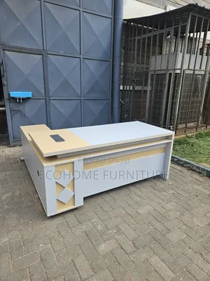 Morden and Durable 1.6m Executive Desk