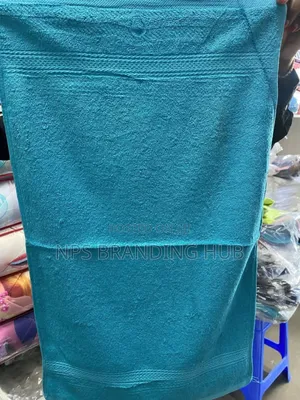 Coloured Hand Towels
Size:16*28ft(40*70cm) SNG